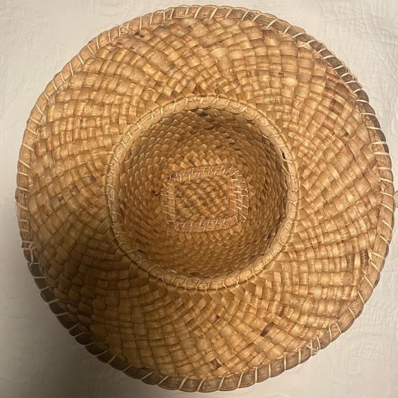 Authentic bora Palm hat. Made by the Warao indigenous from Venezuela.001# - Picture 2 of 7